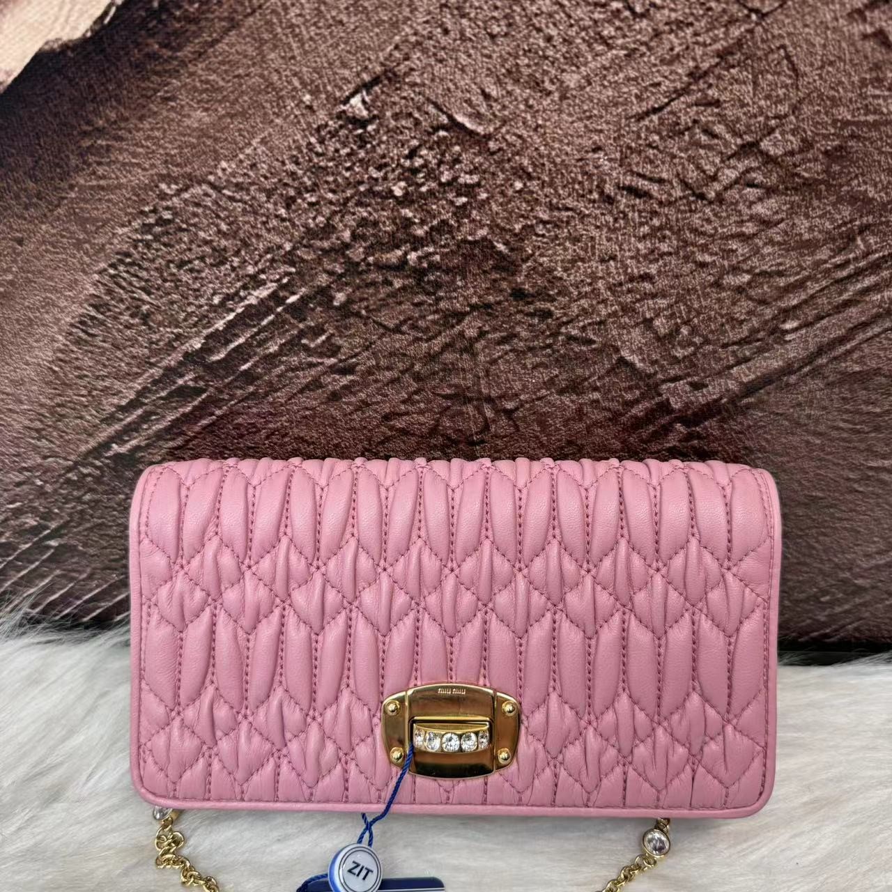 95新 MIU MIU/缪缪 /伊一/95/305593/单肩包/