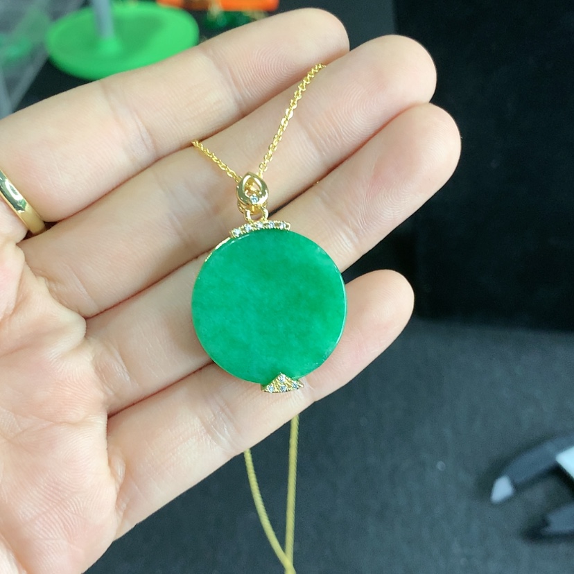 【闪购商品】翡翠耳饰未镶嵌