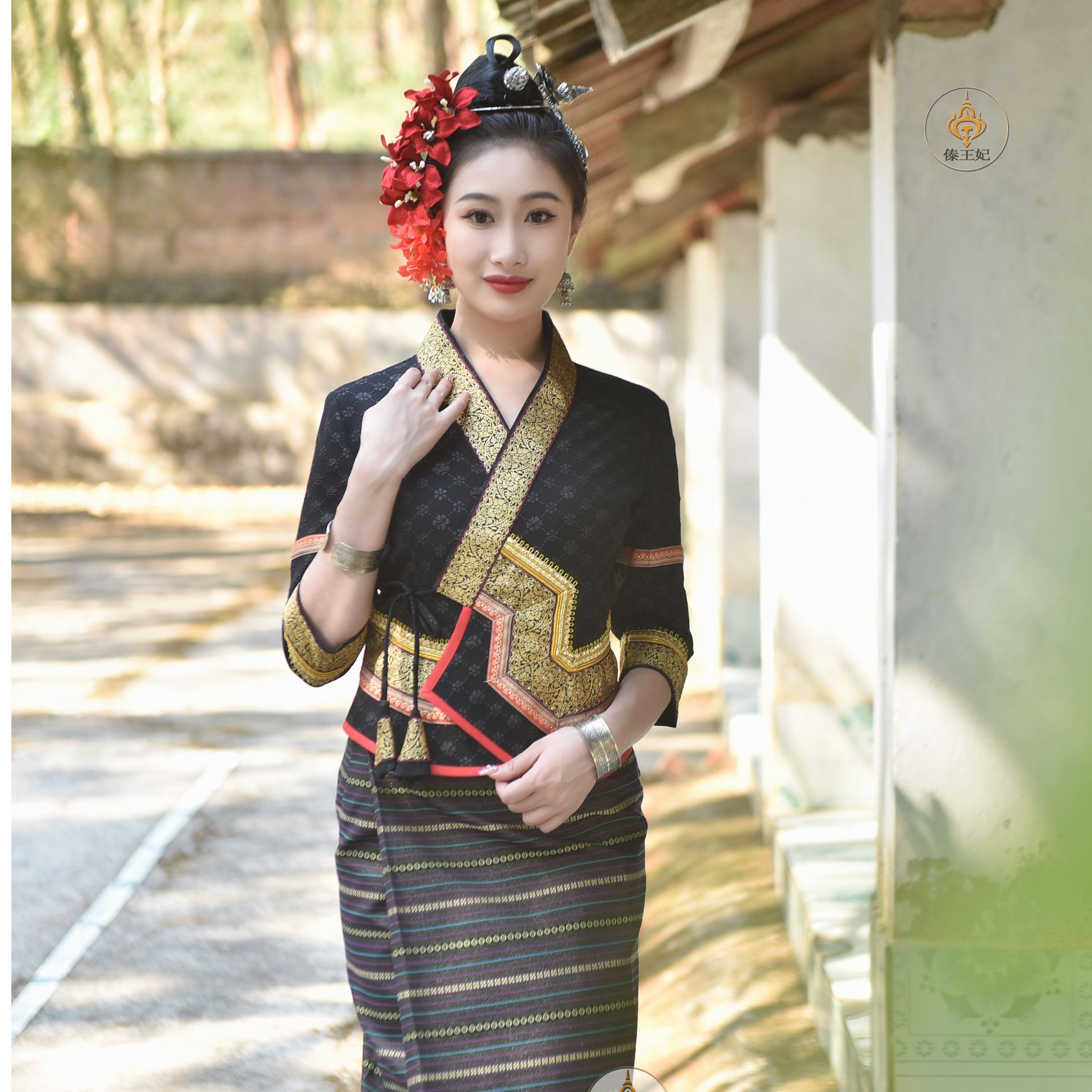 傣族民族服装女套装节日赶摆工作旅拍复古修身服装套装断码