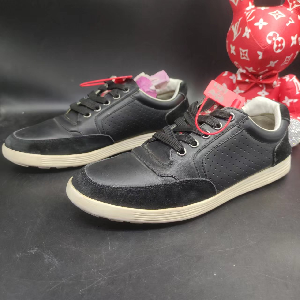 【147折扣】Prada/普拉达 经典黑色麂皮拼接板鞋舒适百搭40欧正品