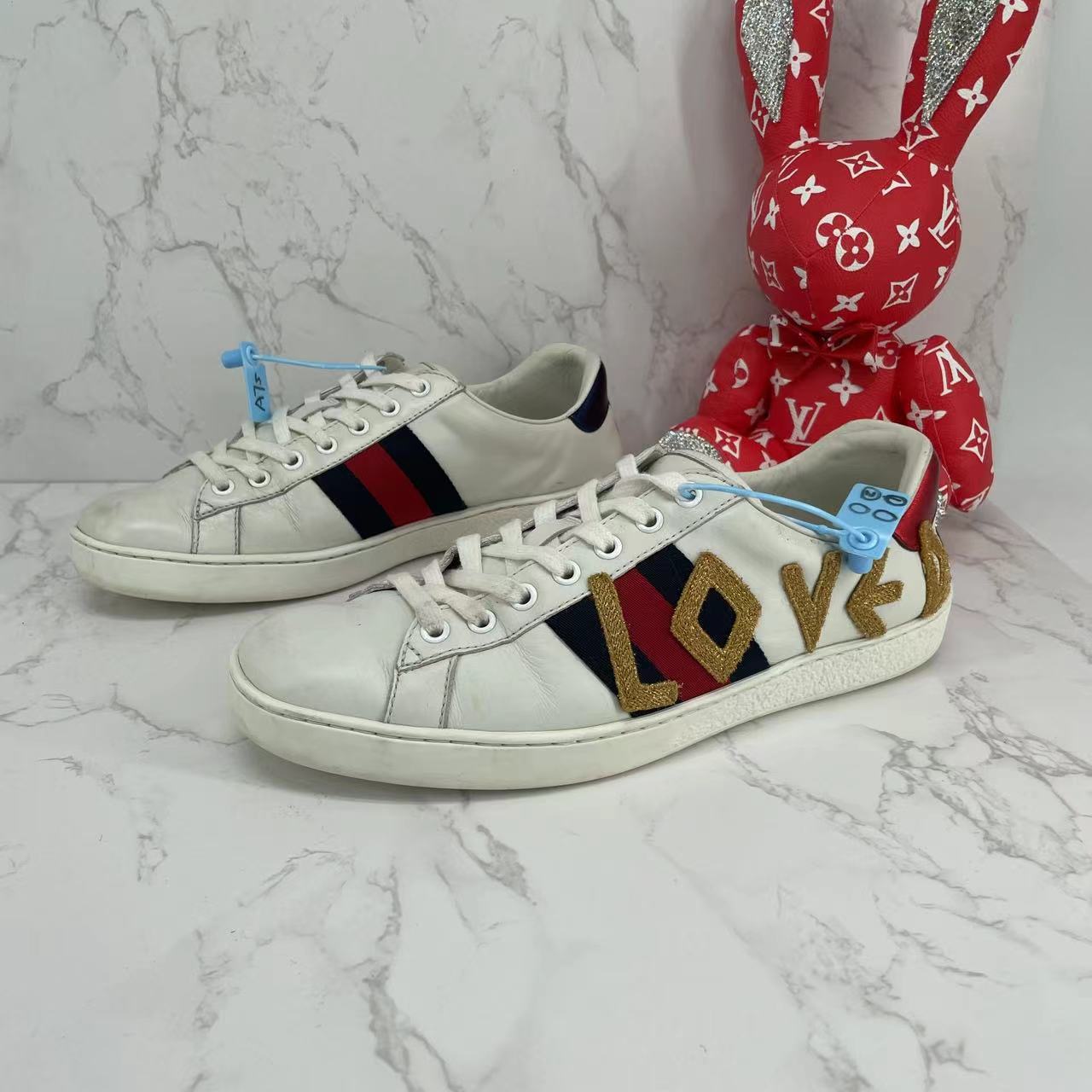 【二奢特惠】古驰/GUCCI 41/43码 时尚百搭白色LOVED刺绣休闲小白
