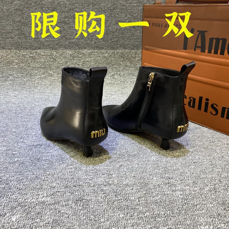 百丽纯爱2023年新款短靴猫跟尖头侧拉链裸靴百搭复古短筒中跟女