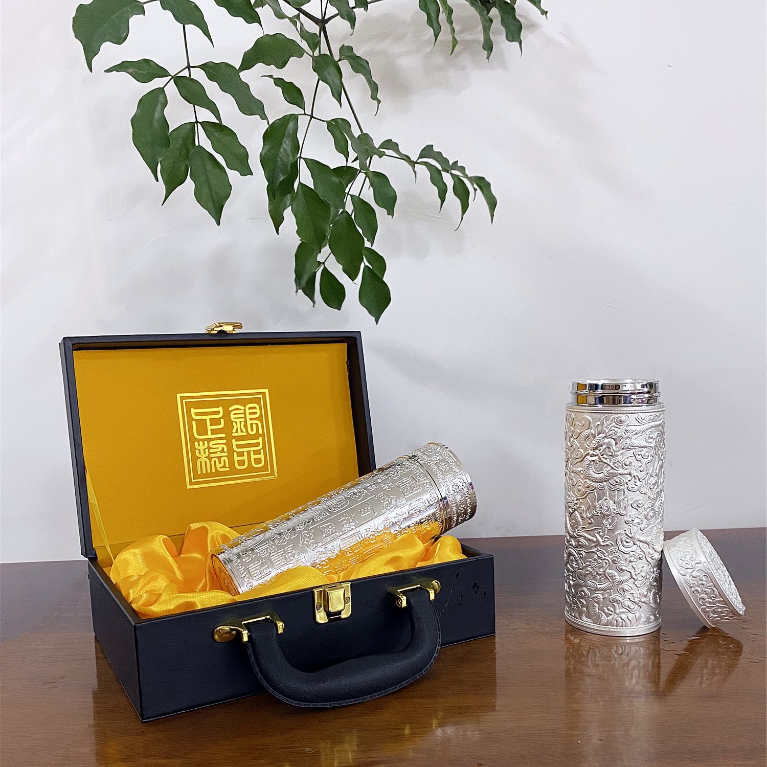 IKXO保温杯浮雕九龙银杯S999足银内胆银离子保健杯镀银礼品