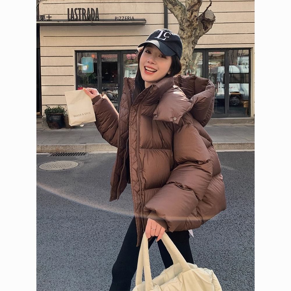 羽绒服女短款2024年新款90白鸭绒美拉德超轻加厚小个子网红冬外套