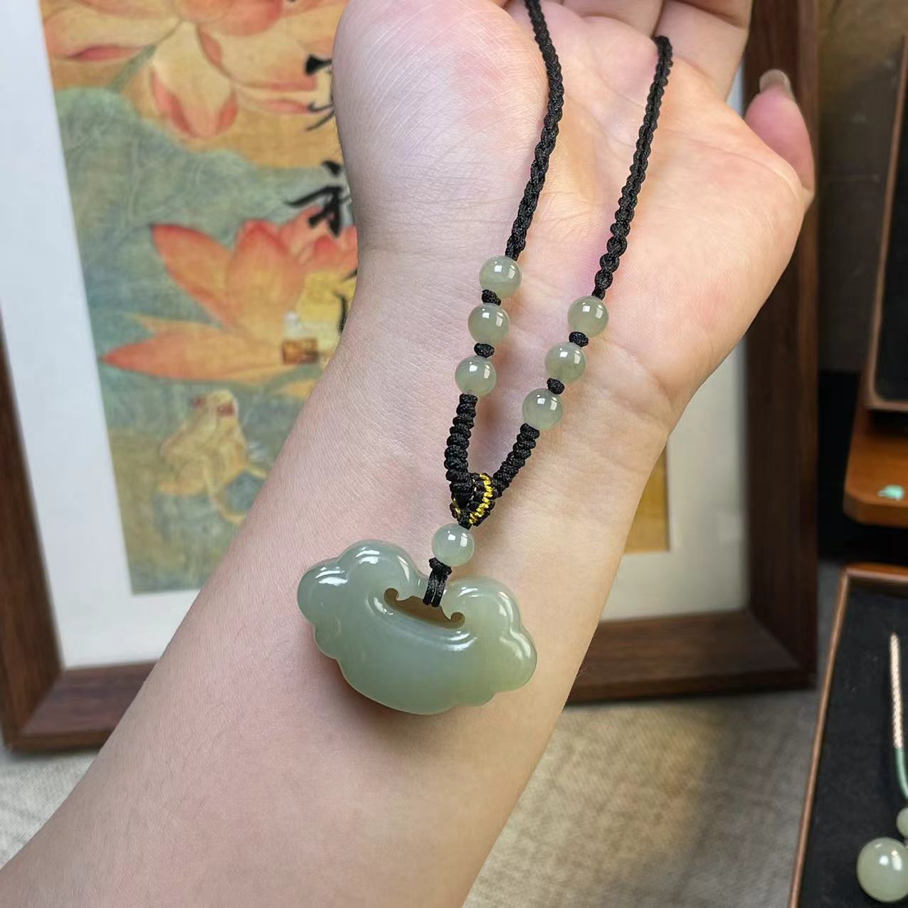 天然和田玉卡35厚度12平安锁【基地发货，正品保证，一物一证】