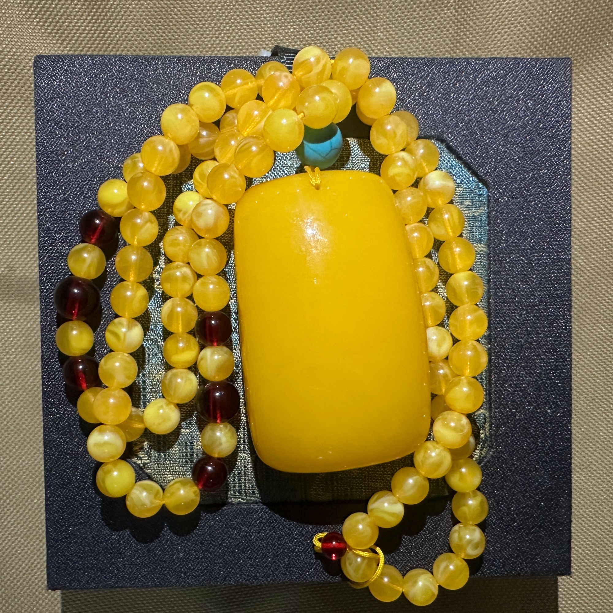 【闪购链接】蜜蜡无事牌