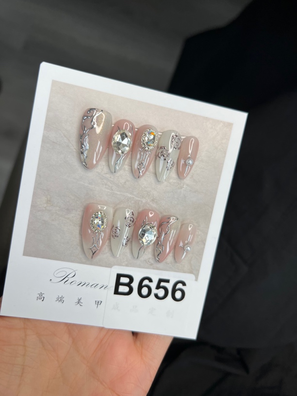 B656.纯手工穿戴甲（12）