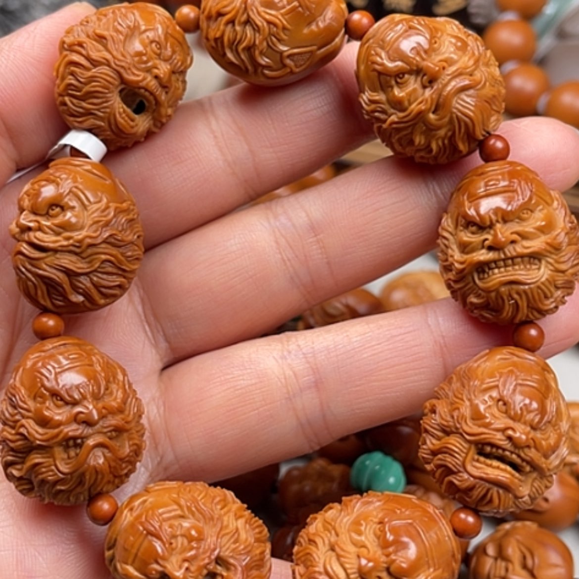 【闪购商品】木质核雕拜****生