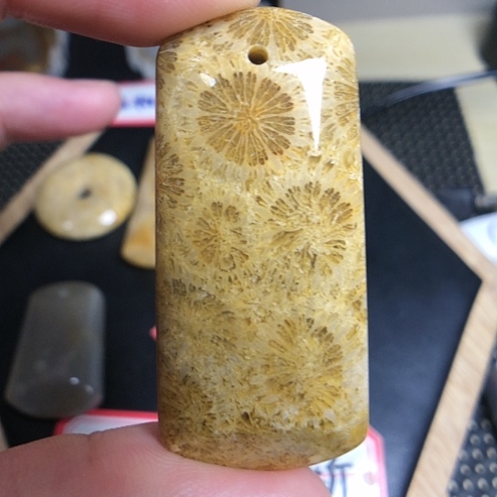 硅化玉吊坠未镶嵌