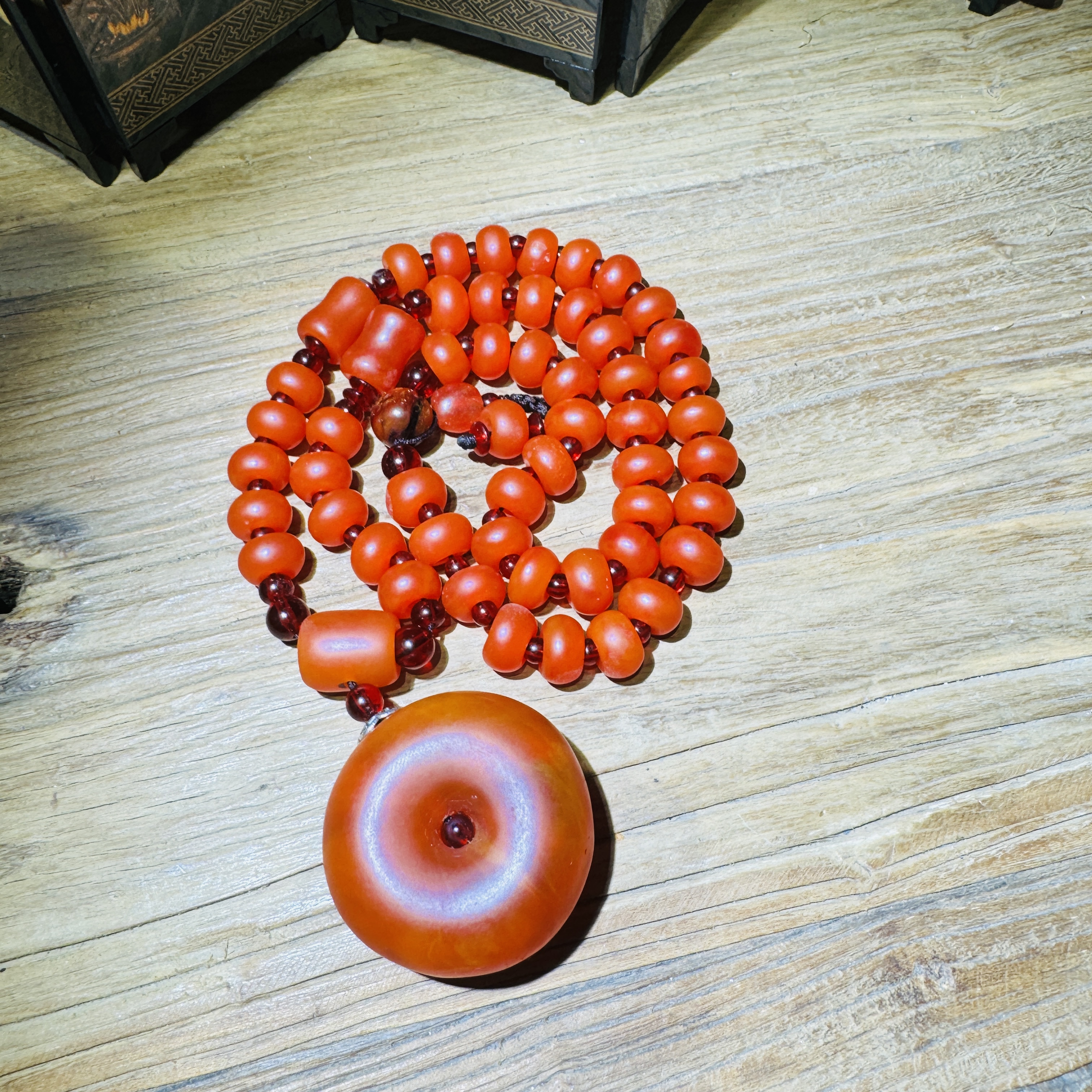 【闪购商品】@@@@@@精品老红蜡平安扣项链