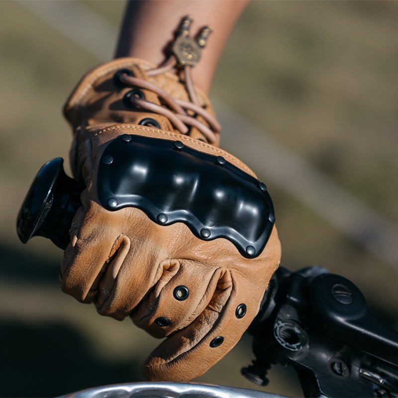 福禄车库重磅金属护壳甲头层牛真皮复古机车摩托骑行铁甲熊手套