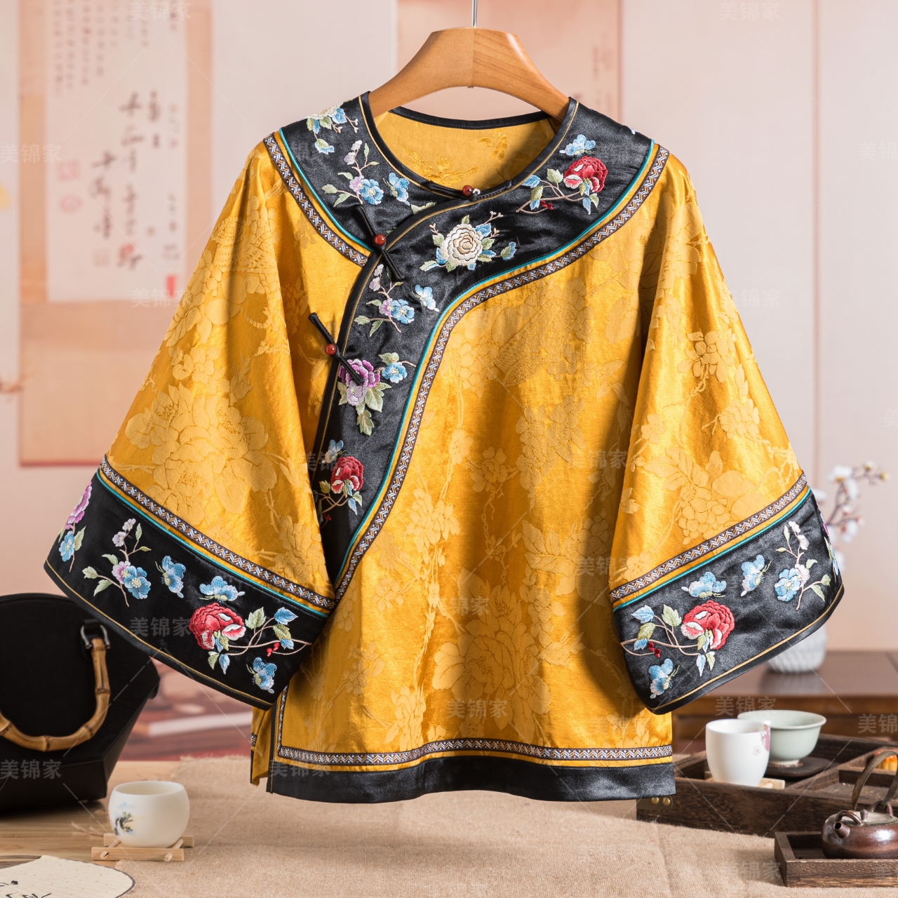 879号【美锦家】新中式国风女款圆领提花刺绣短款太太服上衣230307