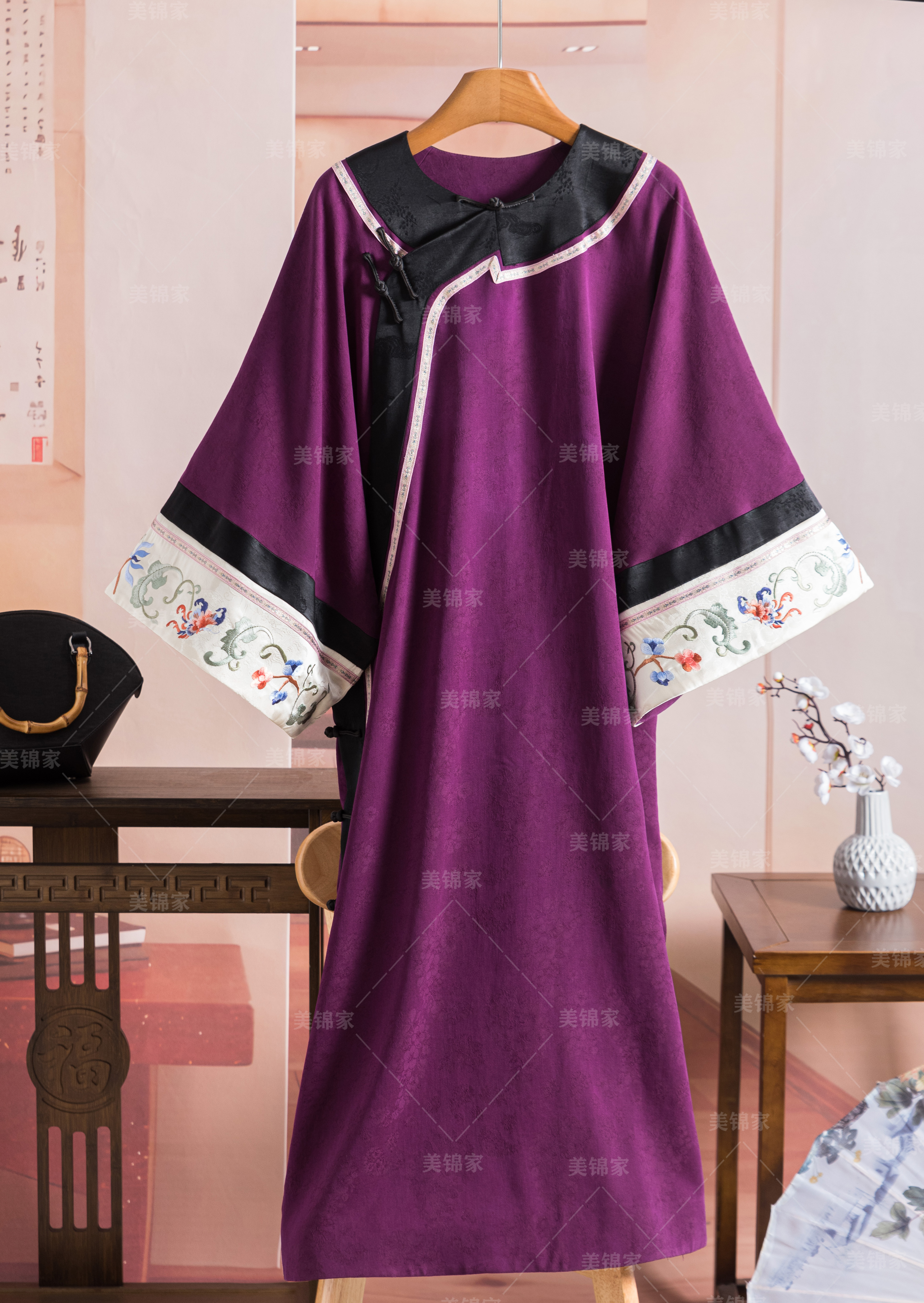 Y【美锦家】新中式国风女款圆领斜襟宽松长款连衣裙242521