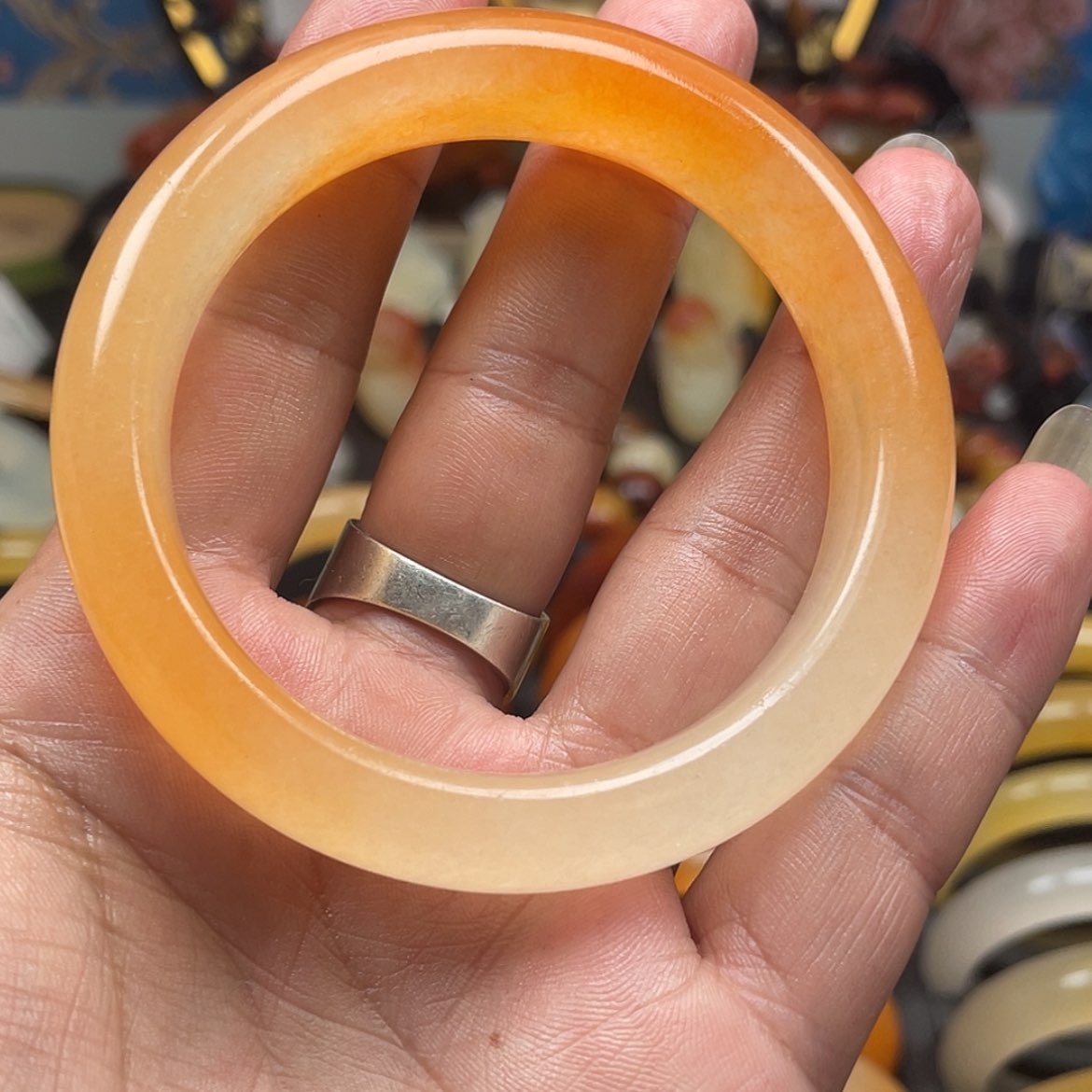 【闪购商品】石英质玉（黄龙玉）手镯未镶嵌段***妈