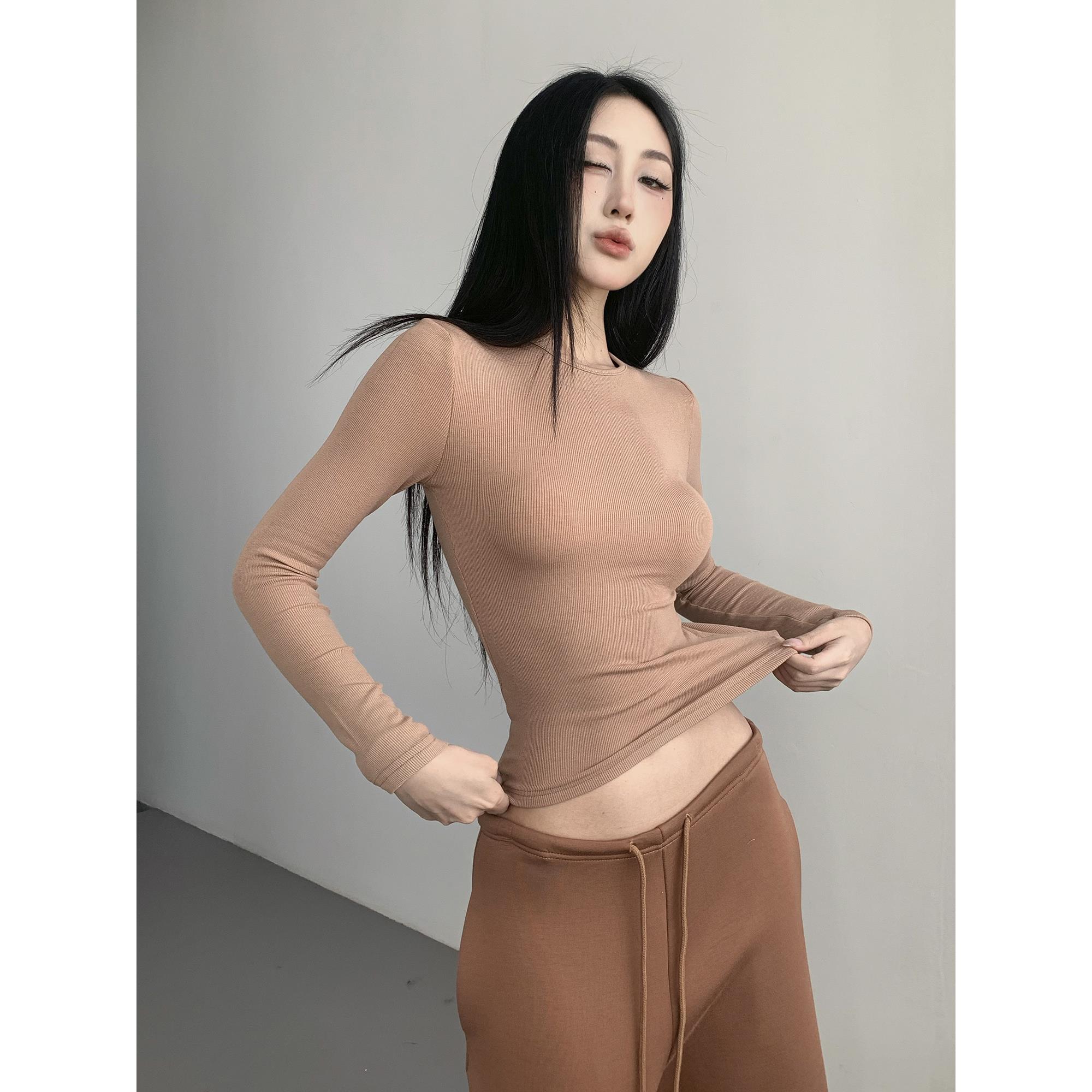 百搭圆领纯色长袖T恤女2025冬季内搭打底衫弹力宽松休闲软糯上衣