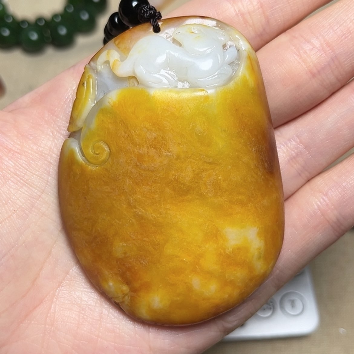 【闪购商品】和田玉（糖玉）颈饰未镶嵌