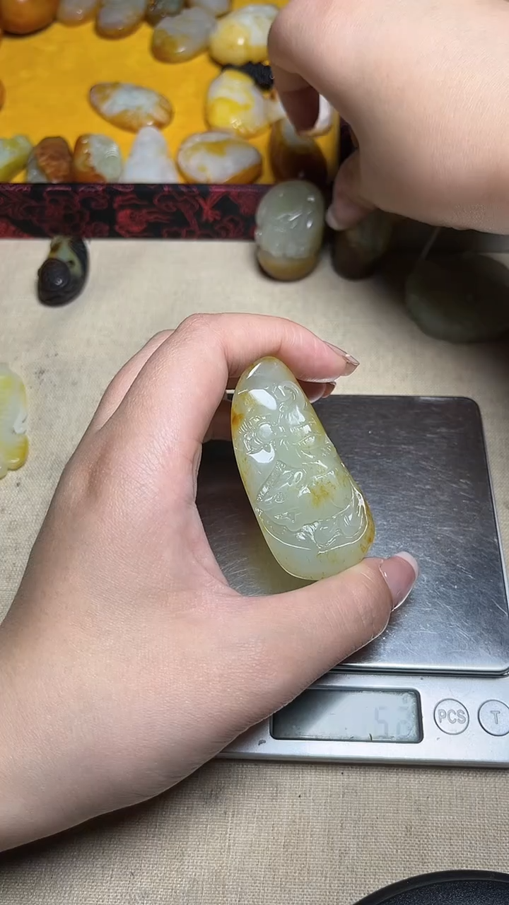 【闪购商品】和田玉（糖玉）颈饰未镶嵌1