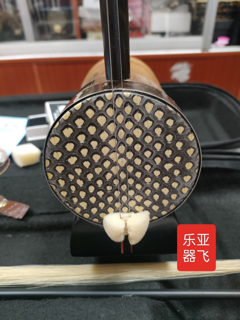 亚飞专业演奏湖南花鼓戏大筒黑檀老竹碳化筒花鼓大筒二胡民族乐器