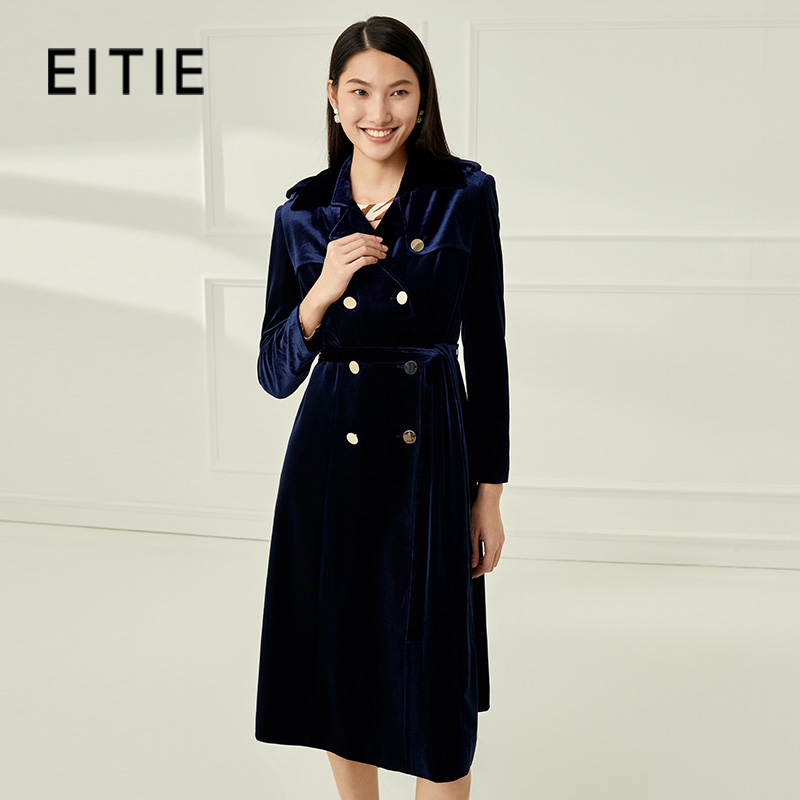 EITIE爱特爱冬季新款经典翻领时尚双排扣收腰中长风衣外套6804502