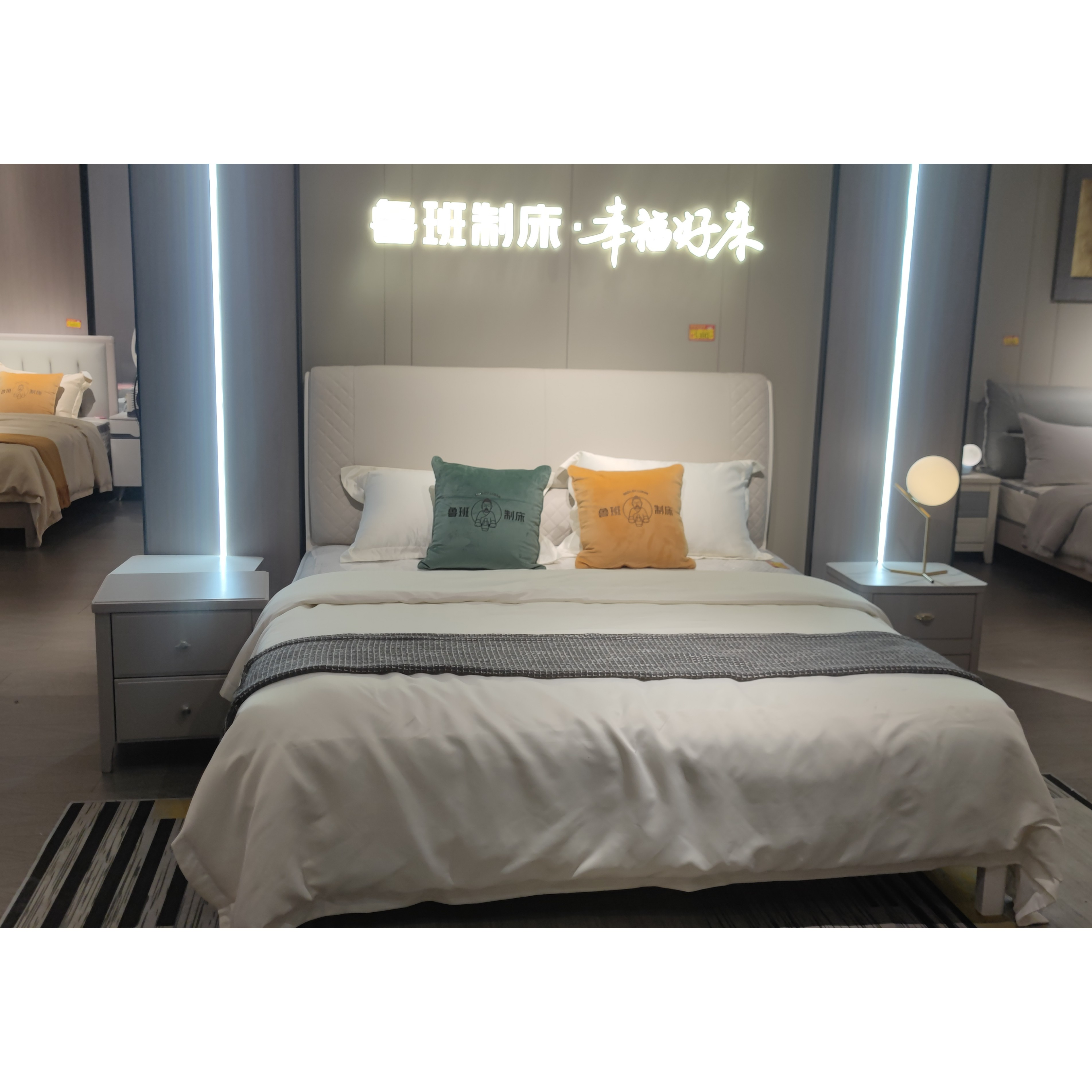 金港亿鲁班制床主卧简约现代实木床 轻奢1.8m双人皮艺床软床