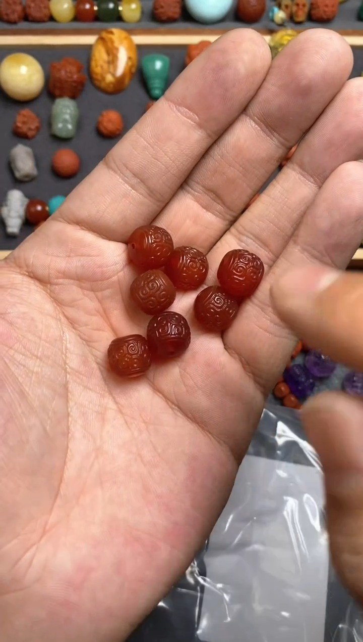 【闪购商品】玛瑙/玉髓珠宝奇石未镶嵌12mm回纹多样性发货发其一