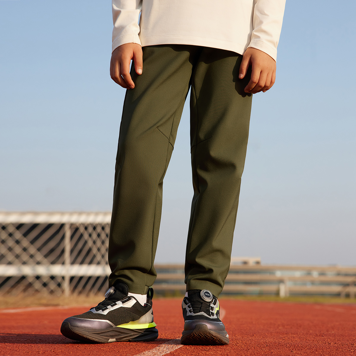 【跑步健步专属运动装】FILA斐乐儿童时尚户外春男大童宽松卫裤童装