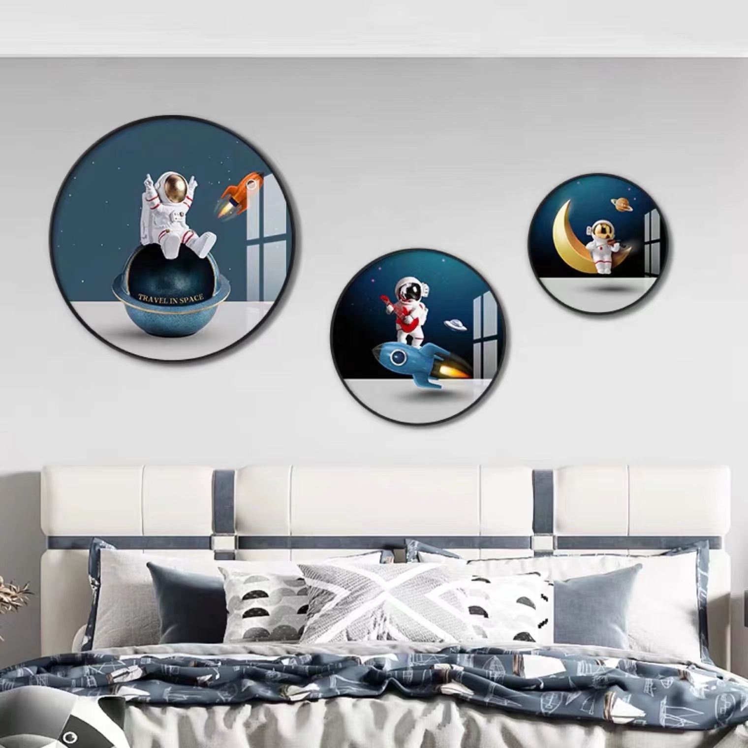 圆形组合卧室儿童餐厅走廊轻奢现代简约高级大气免打孔晶瓷装饰画