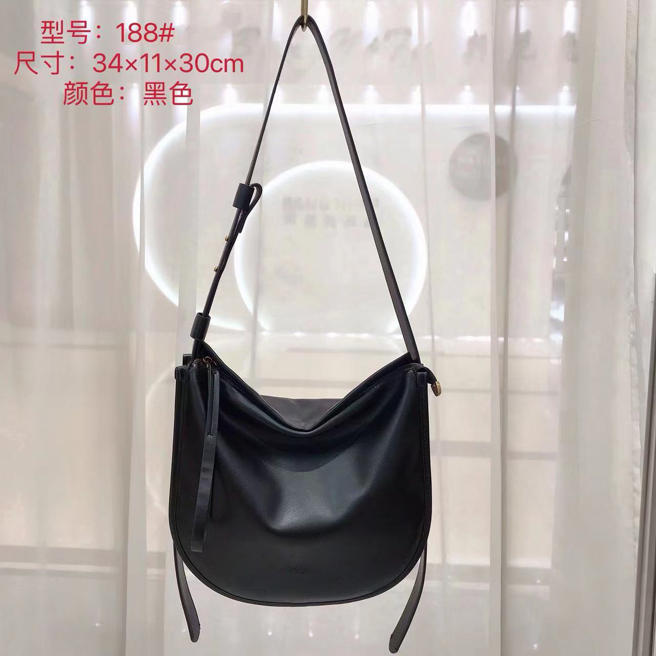 新款简约风大容量斜挎女包188