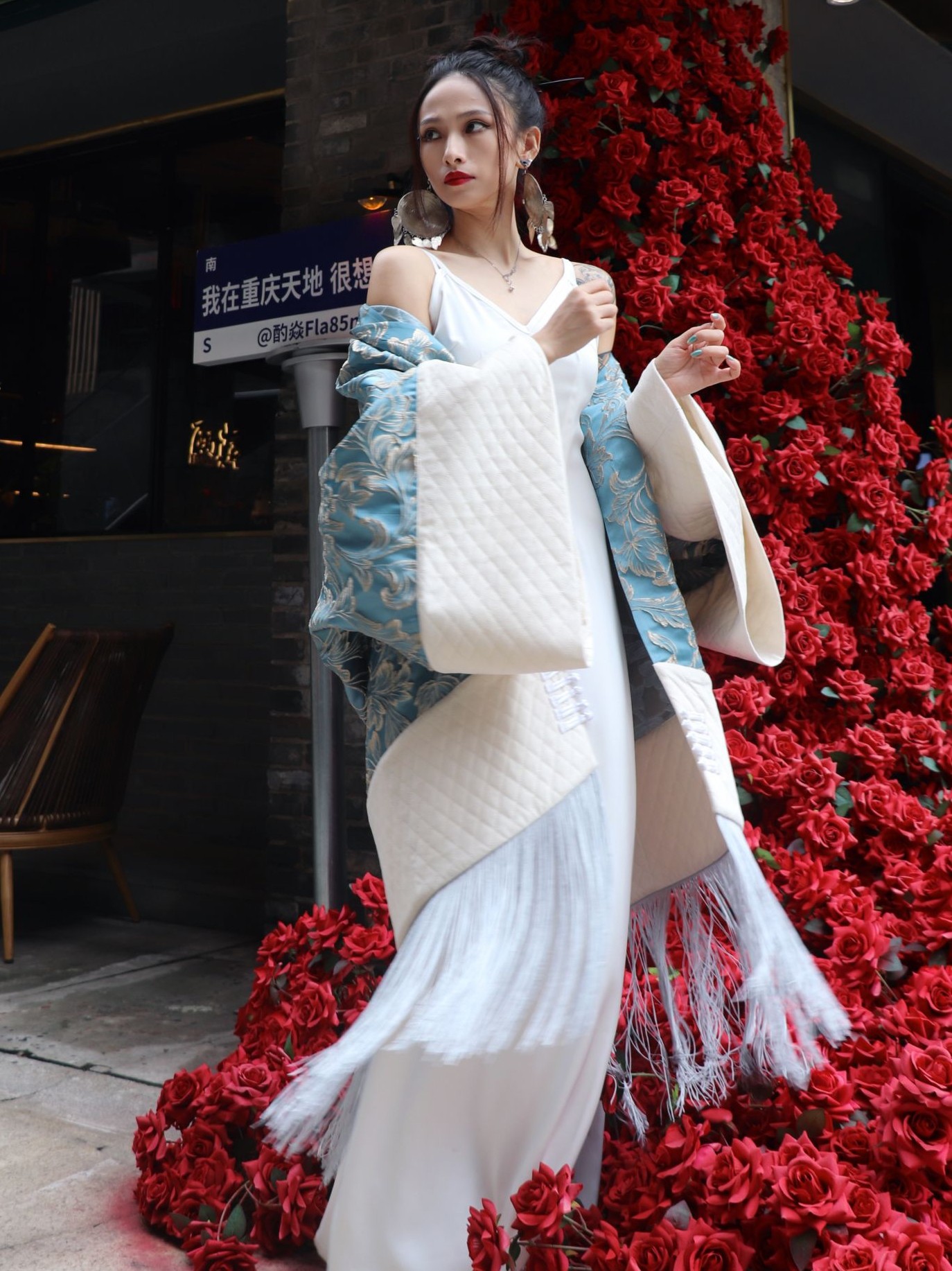锦秀儿蓝金牵牛花浮雕织锦细绒菱格流苏蝴蝶夫人袍子晨袍外套开衫