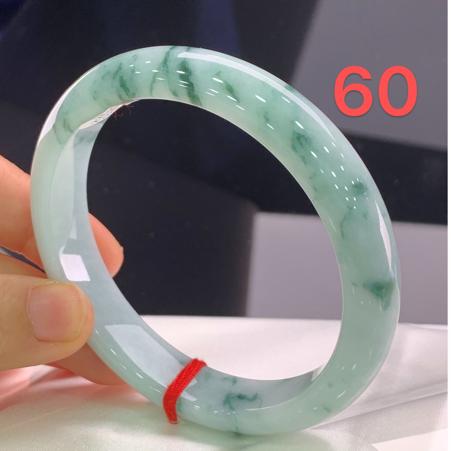 天然缅甸翡翠A货 飘蓝花 完美 正圈