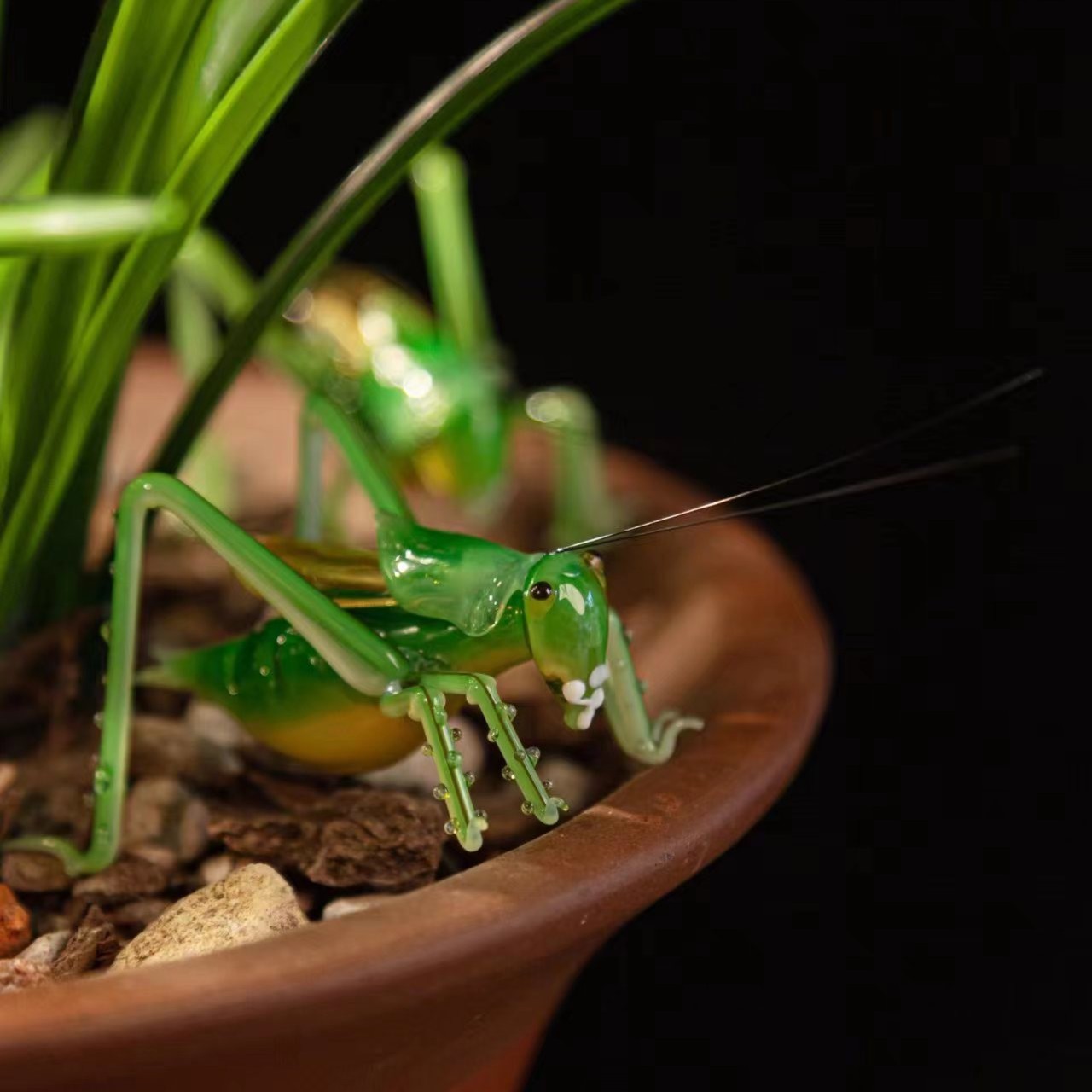 淄博琉璃李明贵大师把玩蝈蝈作品（破损只补发，不支持退货退款）