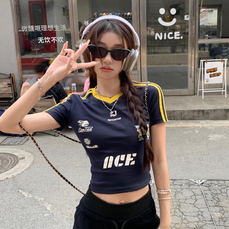 美式辣妹印花正肩短袖t恤女夏季设计感修身高腰短款bm露脐小上衣