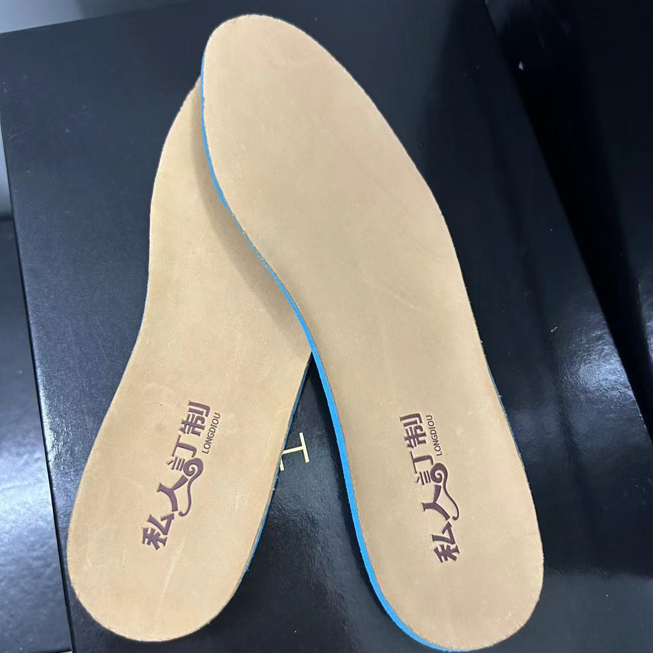 马皮鞋垫吸汗排汗男士经典柔软舒适透气防臭真皮纯色男士鞋垫