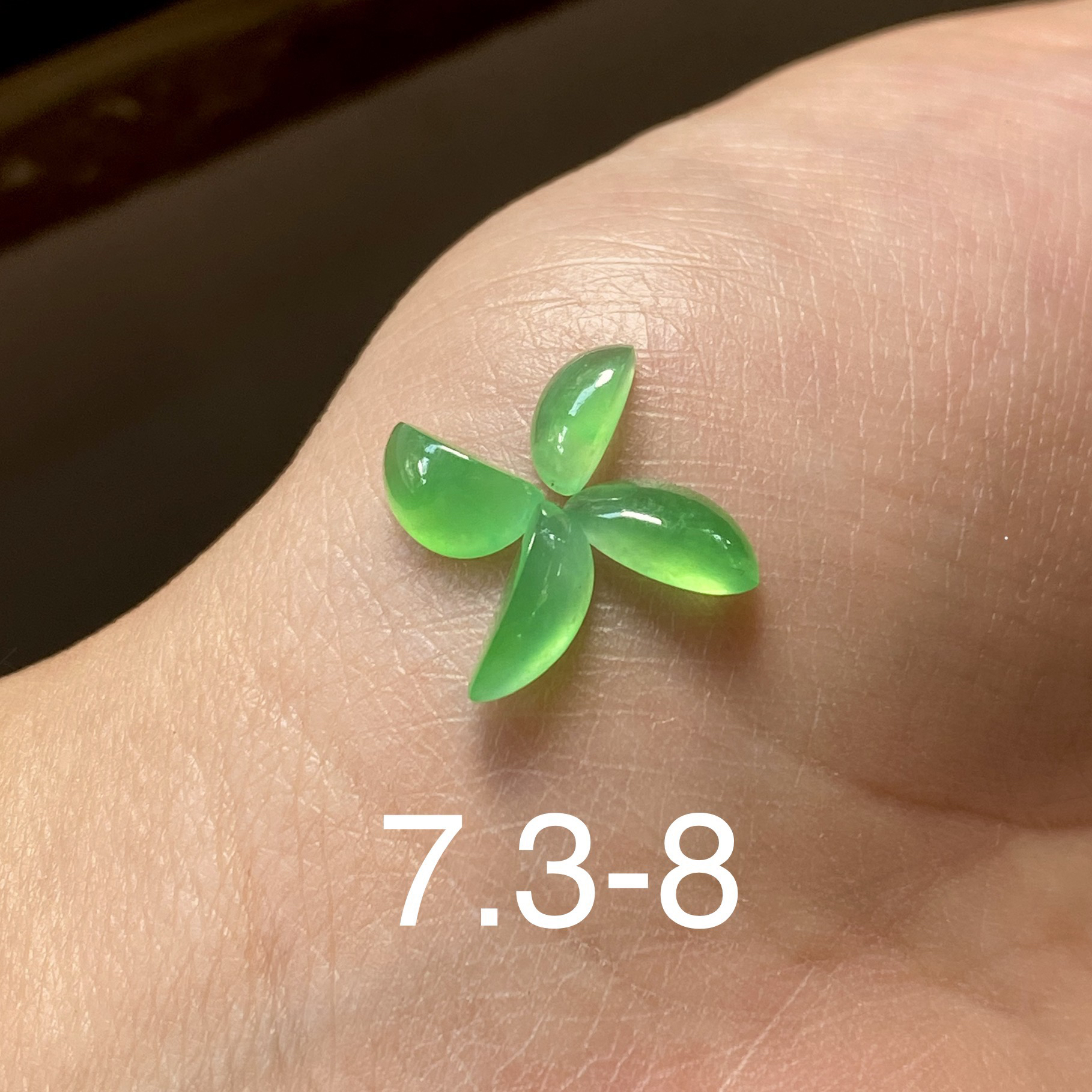 天然缅料冰晴绿翡翠随形裸石戒面戒指项链可设计镶嵌