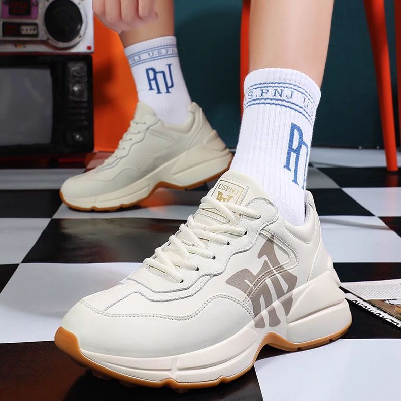 PNJ新款情侣款厚底内增高运动时尚百搭舒适老爹鞋