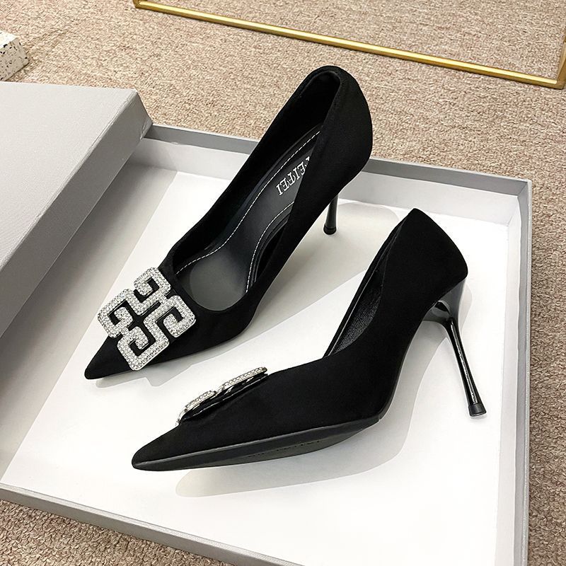 法式水钻高跟鞋女黑色职业细跟2024年秋季新款气质尖头浅口单鞋女