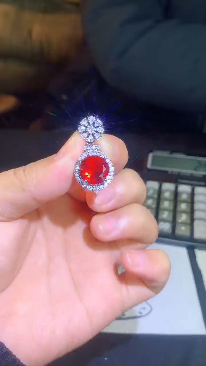 【闪购商品】缅甸红宝摩天轮A58