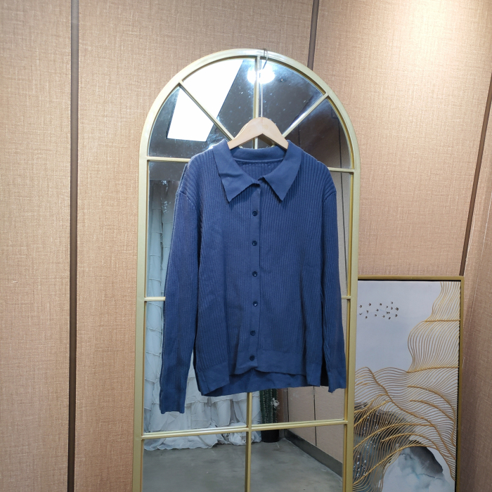 AC527孕妇蓝色针织上衣100-140