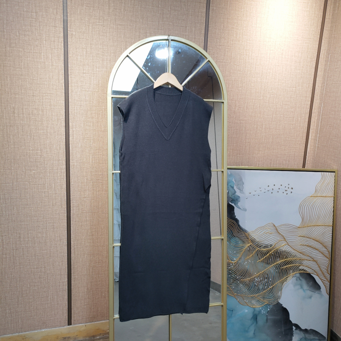 AJ11孕妇灰色背心针织裙90-130