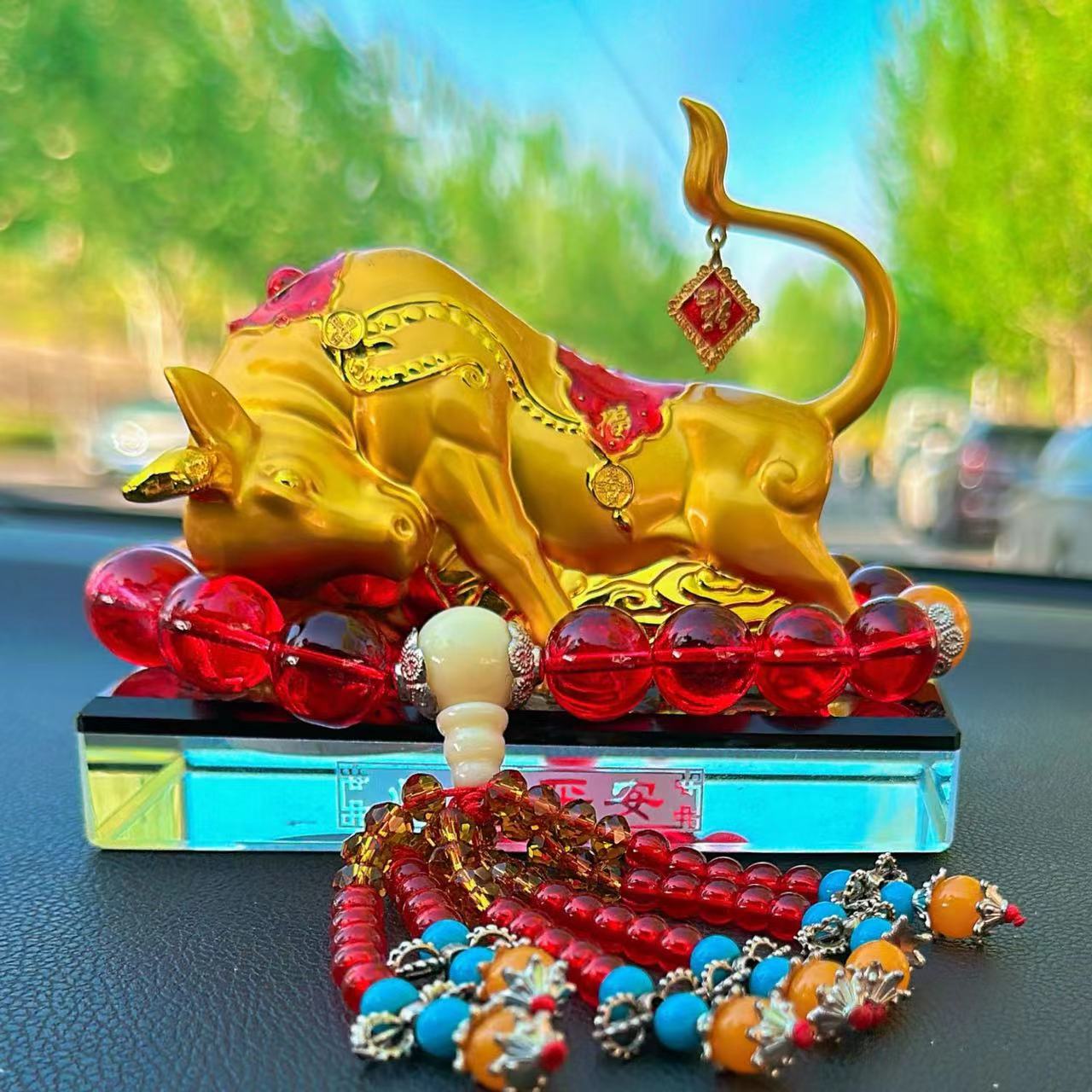 【金牛报福】男士牛气冲天汽车香水摆件福牛车载中控台居家装饰品