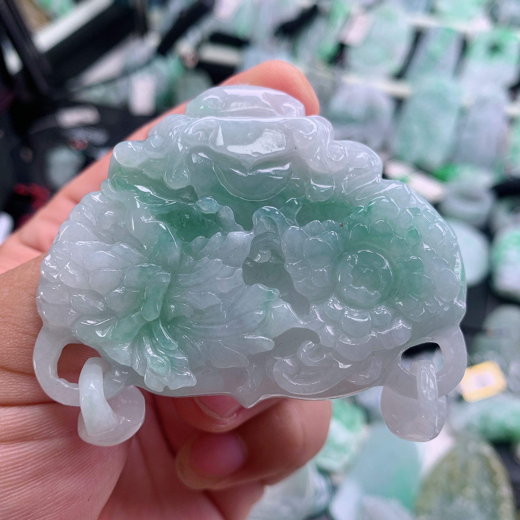 天然翡翠花开富贵锁牌吊坠挂件52.5-67.3-10.6