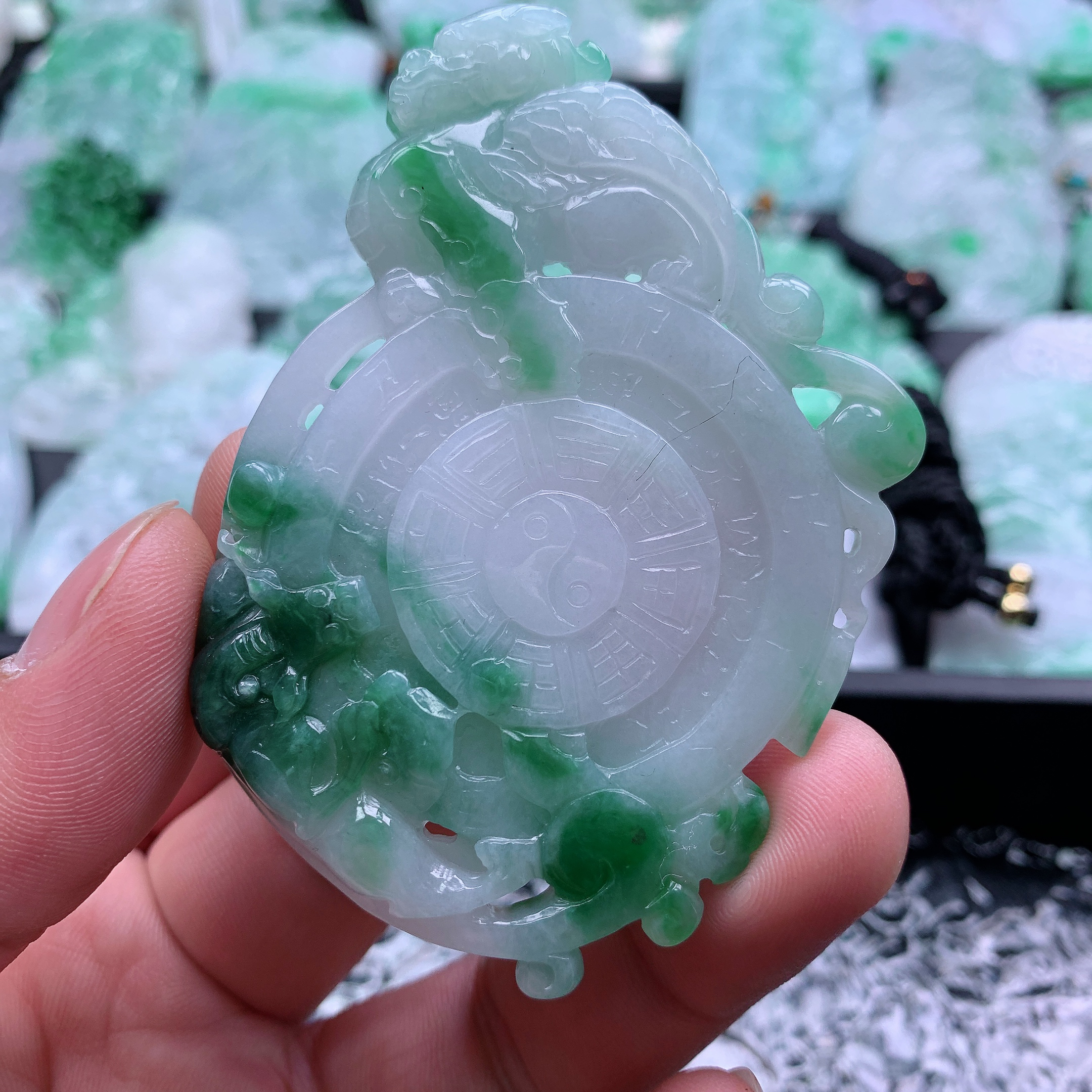 天然A货翡翠貔貅太极八卦图吊坠挂件78.6-51.5-6.5