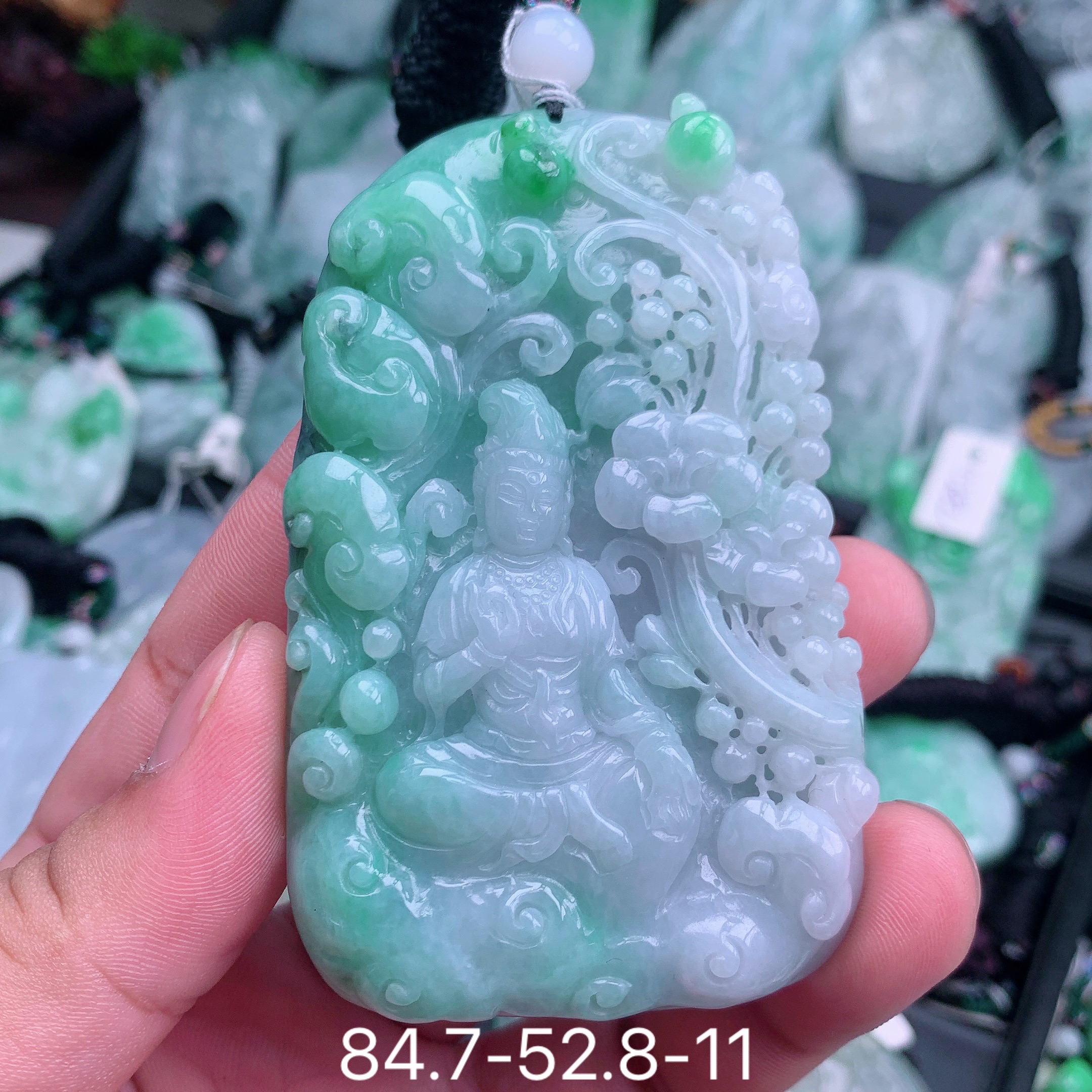 天然A货翡翠自在观音牌吊坠挂件