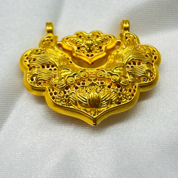 足金饰品/镂空锦鲤锁包/3.15/1B5A0743/h