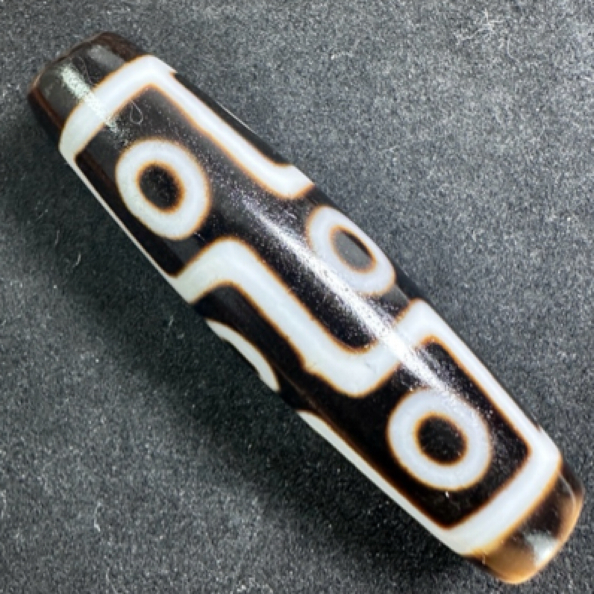 【行运手工】精品手工黑白 折现九眼眼玛瑙吊坠