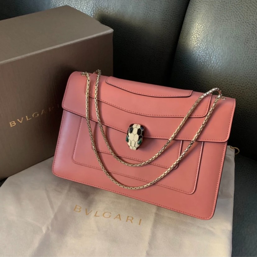 95新 BVLGARI/宝格丽 粉色蛇头中号单肩斜挎包/319614