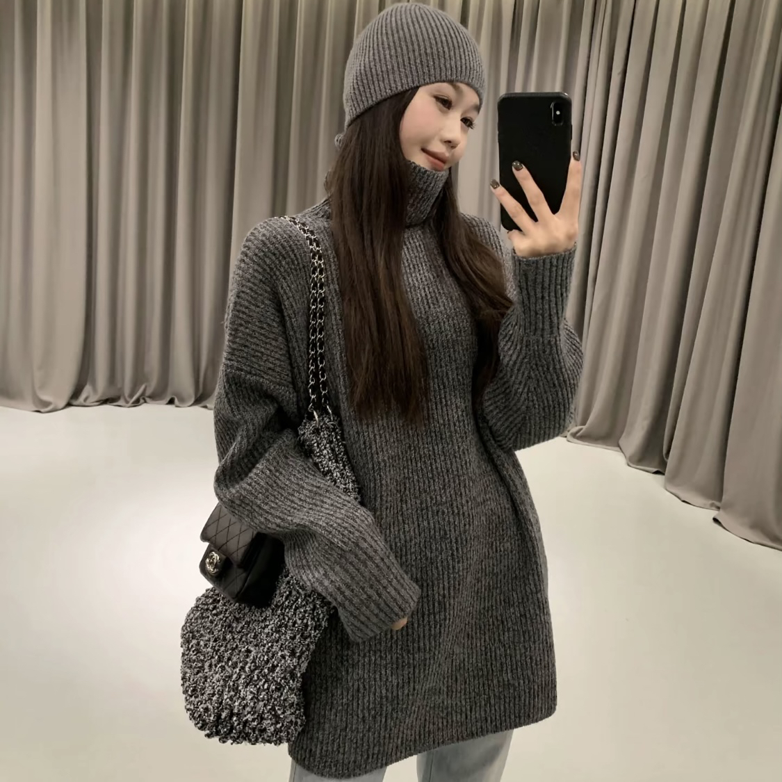 MISS BAO 羊毛高领针织毛衣（需挂起来晾一晾 折叠打包会变短）