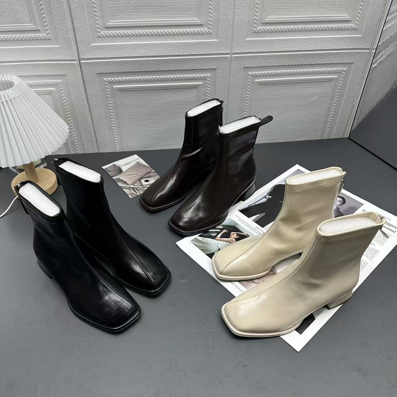 2024冬季新款气质方头时尚保暖防滑百搭马丁靴 336-1