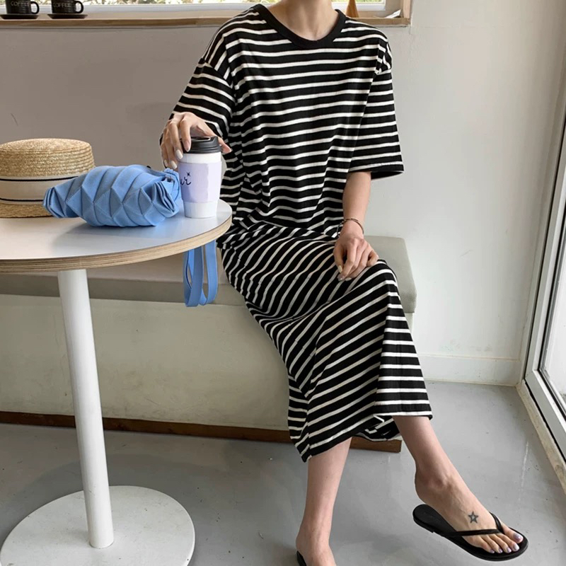 外单～圆领短袖黑白条连衣裙，均码，百搭，显瘦