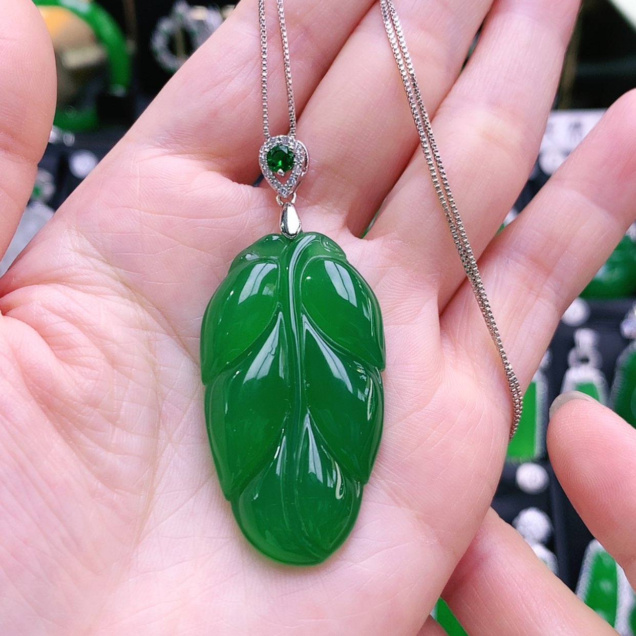 【闪购商品】玛瑙/玉髓吊坠未镶嵌